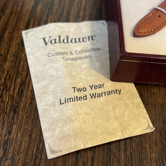 NIB & $75 tag for 1996 Ladies Interchangeable Precious Moments Watch Set Valdawn - Picture 2 of 8